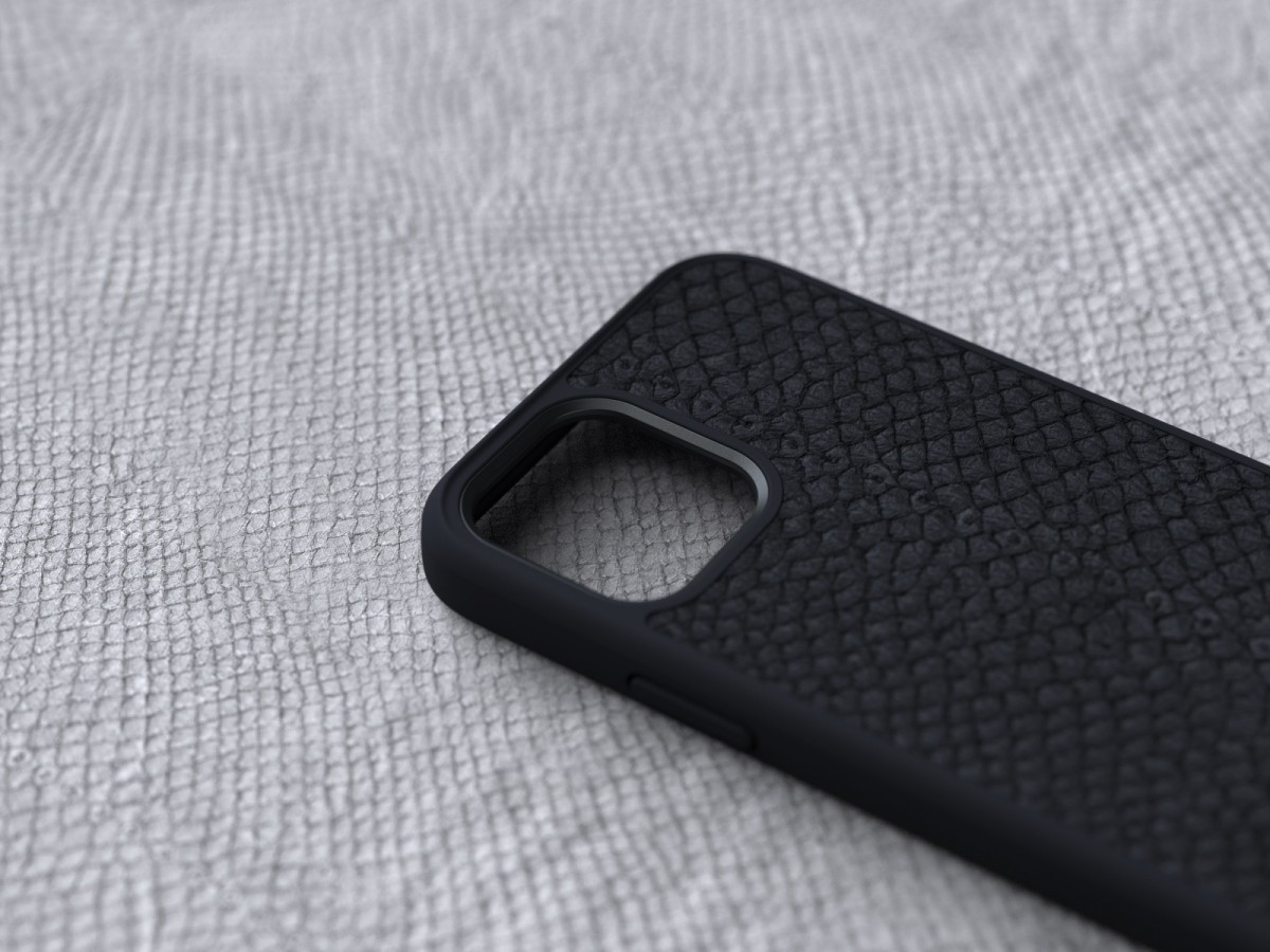 Etui z islandzkiej skóry łososia do iPhone 12 / 12 Pro szare 